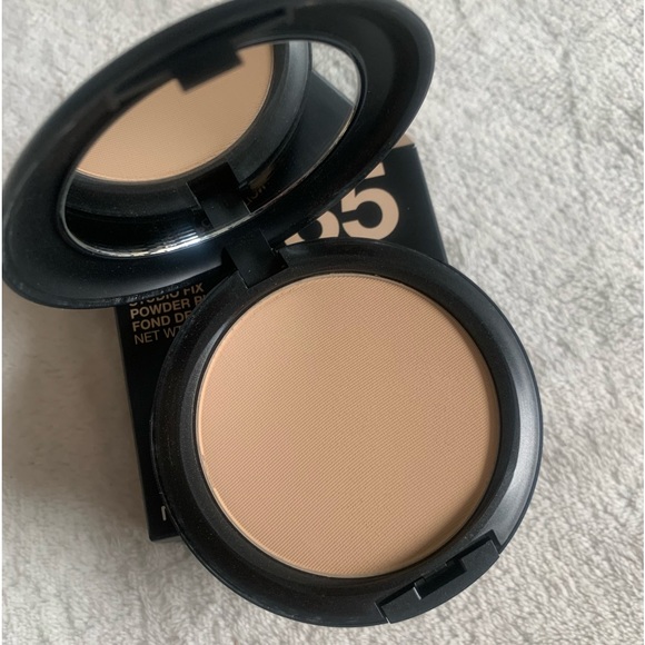Mac Cosmetics Studio Fix Powder Plus Foundation NC35 BNIB - Picture 6 of 15